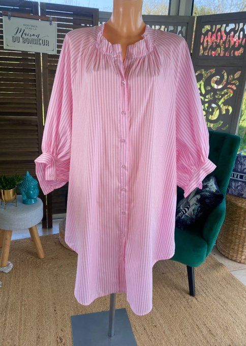Robe chemise longue ample manches bouffantes rayée rose bonbon dos fantaisie du 40 au 50/52