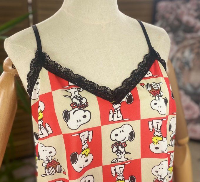 Caraco Débardeur bretelles réglables rouge et beige Portraits de Snoopy du 38 au 48 