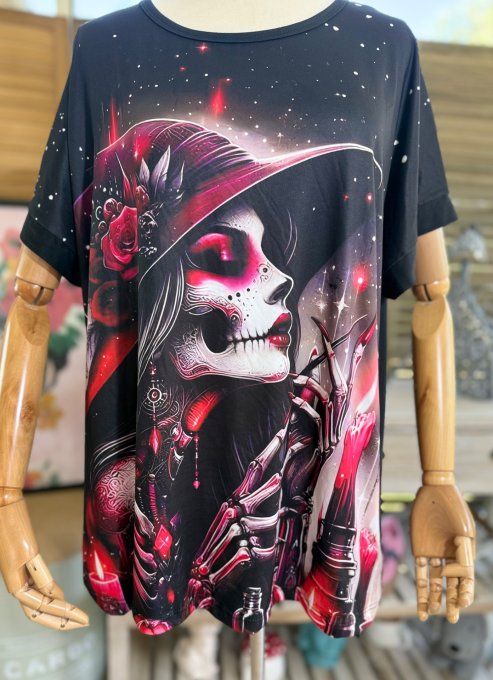 Top ample noir Pretty Skeleton Girl with Hat du 38 au 48/50 