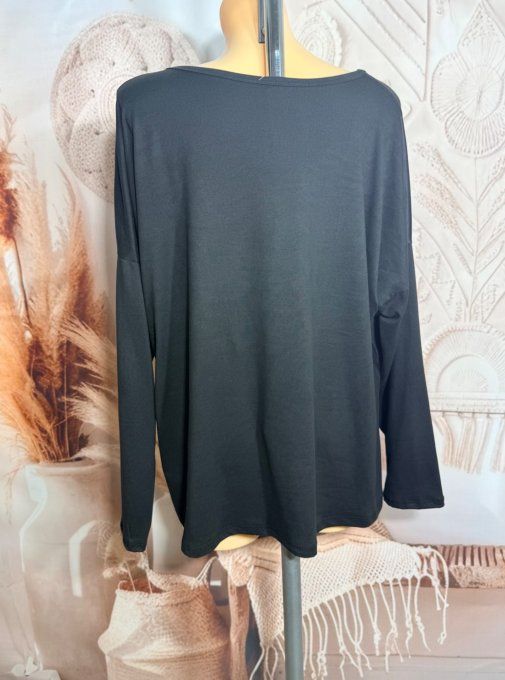 Top ample noir manches longues Snoopy au bouquet de Fleurs en voiture du 40 au 52/54