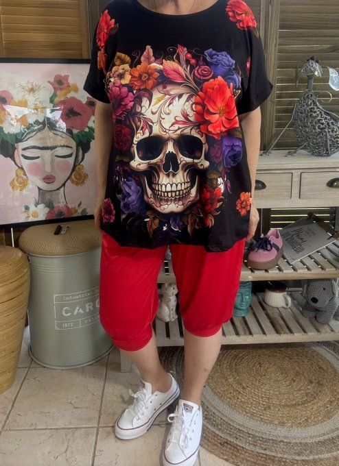 Top ample noir Skulls & Fleurs multicolores du 38 au 48/50 