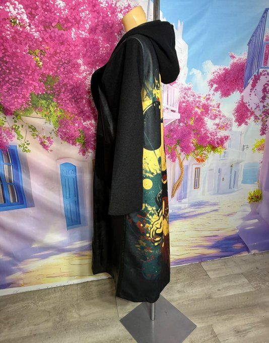 Manteau long noir simili-cuir taille réglable doublé Mickey Mouse du 36 au 46 et même + porté ouvert