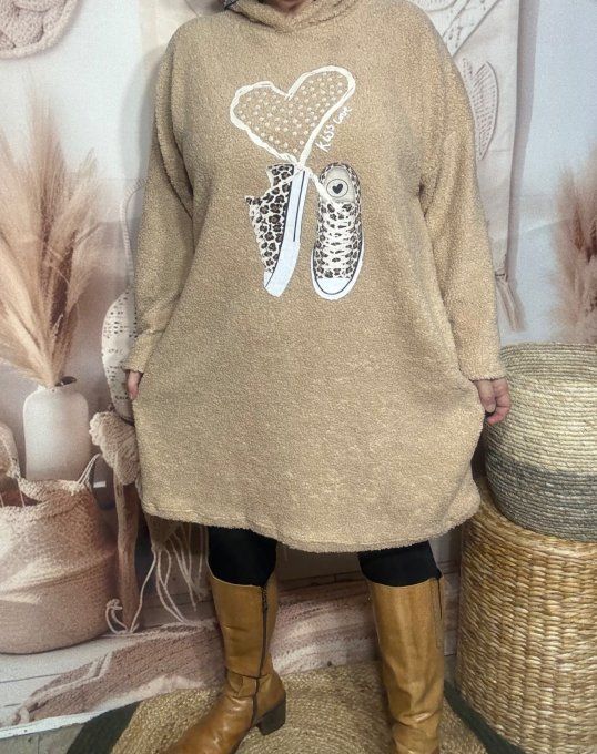 Robe à capuche moumoute beige Baskets Léopard coeur douceur +++ du 38 au 48/50