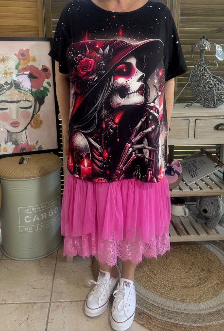 Top ample noir Pretty Skeleton Girl with Hat du 38 au 48/50 