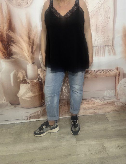 Caraco trapèze noir dentelle extensible larges bretelles confort +++ du 40 au 50/52 