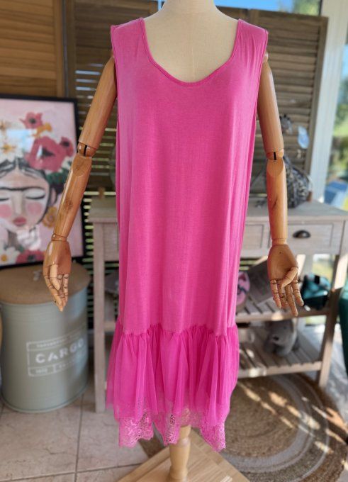 Fond de robe CARLA fuschia viscose et dentelle confort +++ du 40 au 50 (avec défaut !!!)