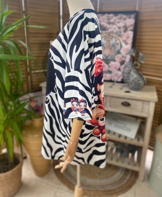 Maxi-robe sweat trapèze longue à capuche noire Snoopy Peanuts du 40 au 50/52 