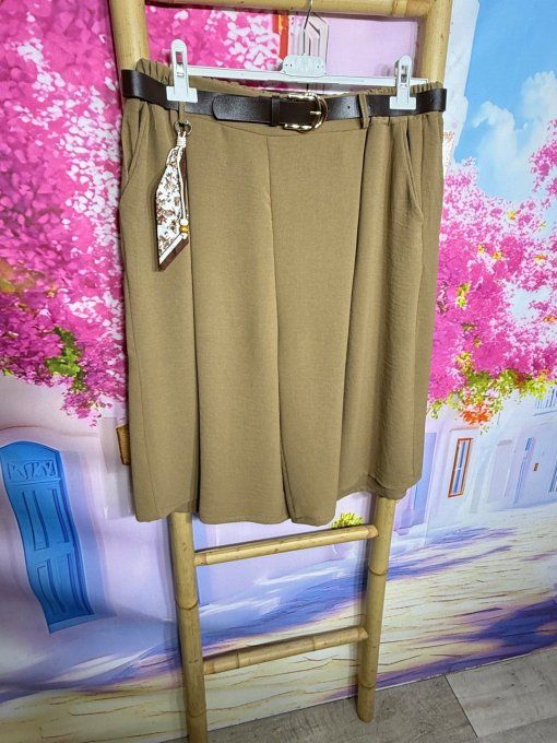 Bermuda Jort cuisses larges Camel + mousqueton porte-clés + ceinture douceur +++ du 40 au 54