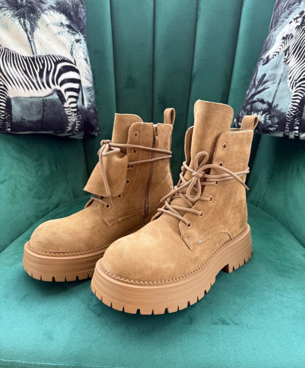 CHAUSSURES ET ACCESSOIRES